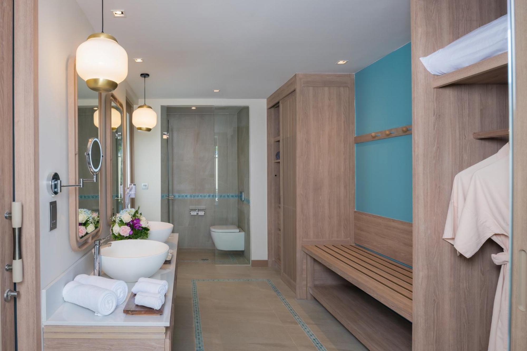 Mercure Samui Tana מלון 'צ'אוונג ביץ